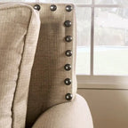 Qyn Traditionelles gepolstertes Sofa aus massivem Holz in Beige