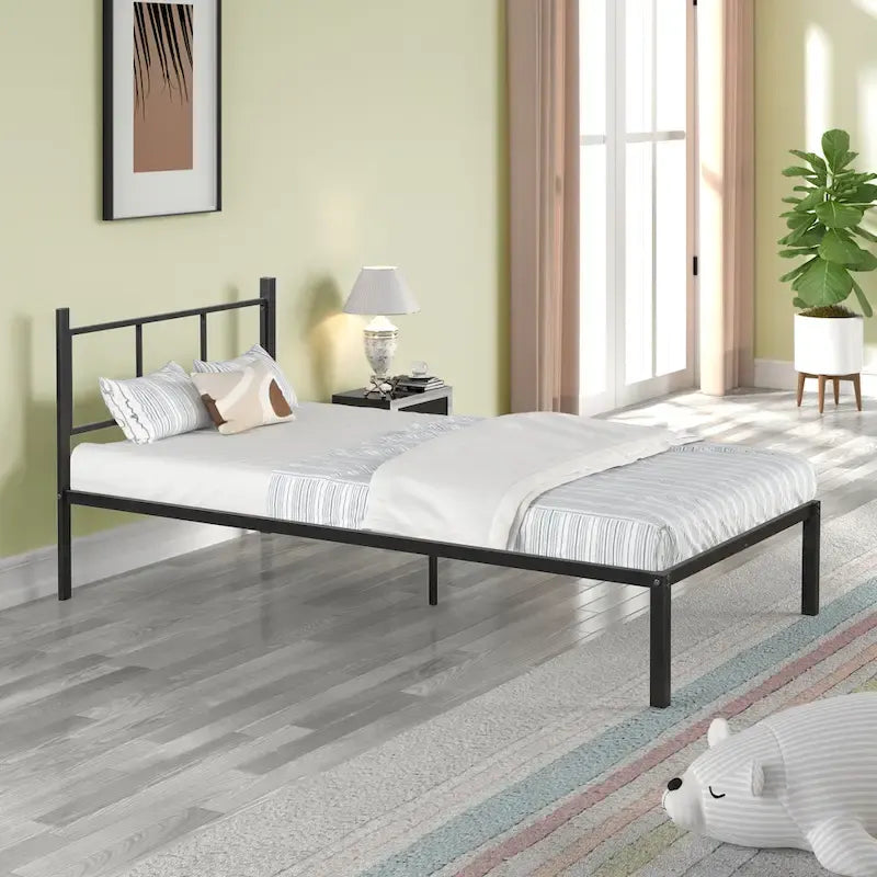Dreifach-Etagenbett mit Belüftungsplatte/ stabiler Metallrahmen/ geräuschfreie Holzlattenroste/ in drei Betten teilbar/ kein Boxspring erforderlich