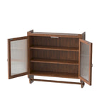 Glass-Wandschrank mit drei Ablagefächern