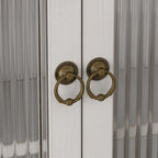 Glass-Wandschrank mit drei Ablagefächern