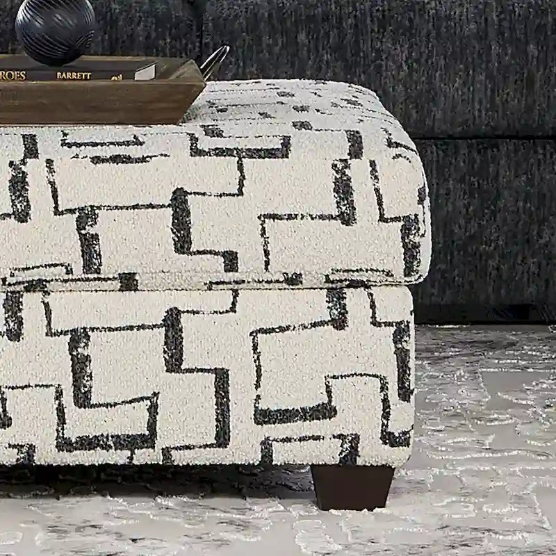 Ottomane mit geometrischem Muster Nason